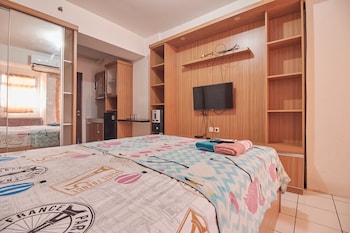 room rendi gunung putri square