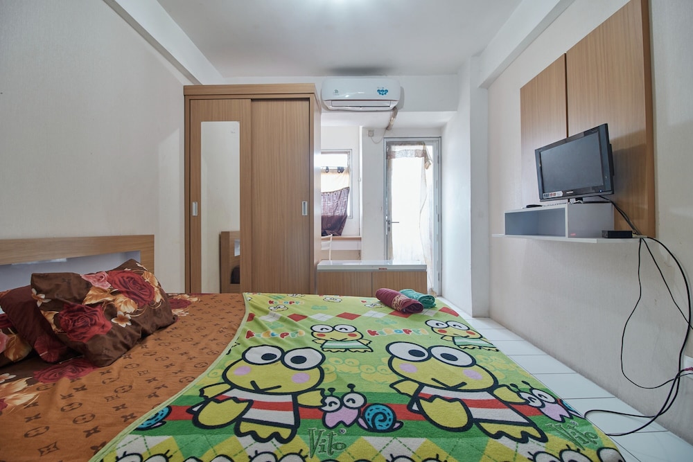 room rendi gunung putri square