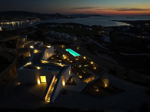 paros