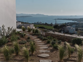 paros