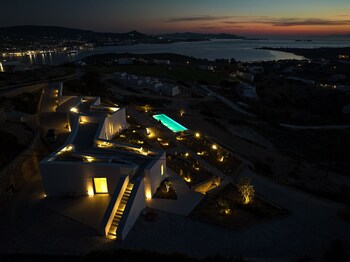 paros