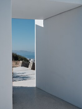 paros
