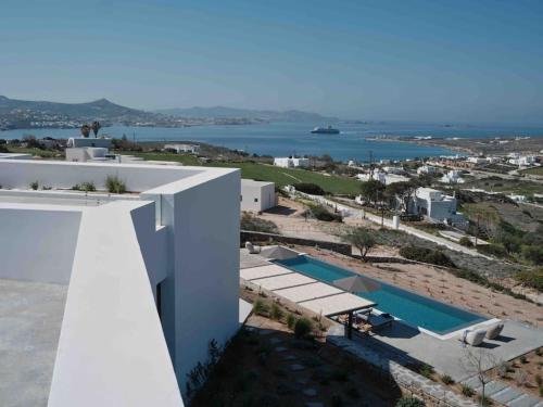 paros