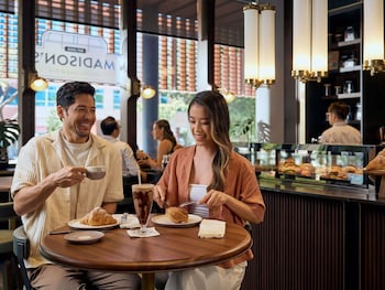 pullman singapore hill street