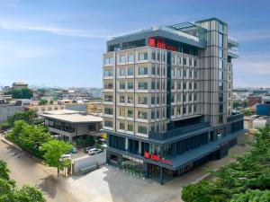 ibis palembang sanggar