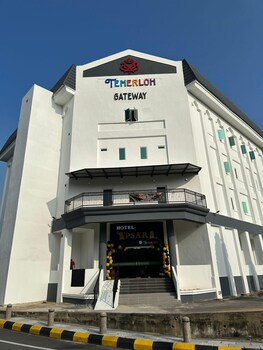 oyo 90832 hotel apsara temerloh gateway