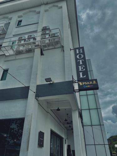 oyo 90832 hotel apsara temerloh gateway