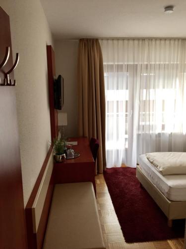 Haus Mechthild Sindelfingen-Maichingen Self Check-In,Sindelfingen>>Böblingen,3 star