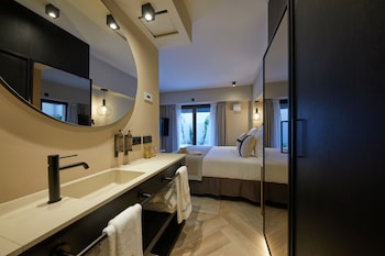 belle marivent petit hotel