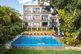 cristalino lagoon front hotel restaurant and spa