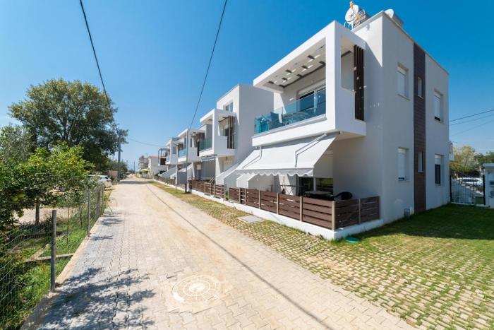 kleoniki and irida residential complexes