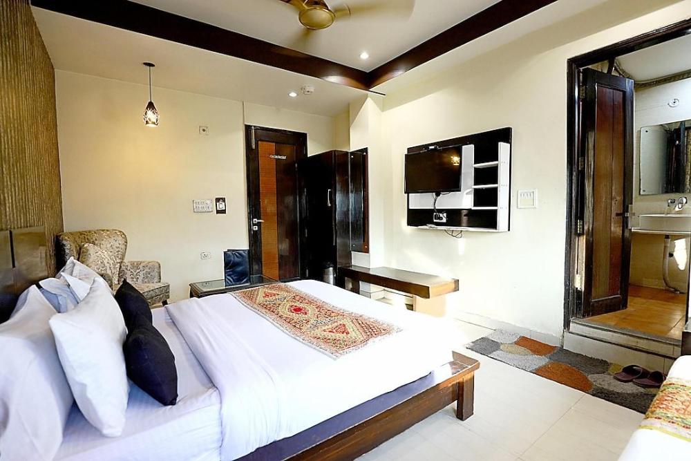 staybook hotel aira
