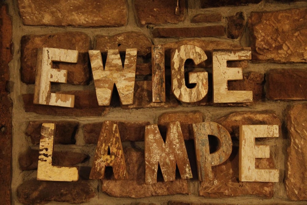 zur ewigen lampe at hemingway trail