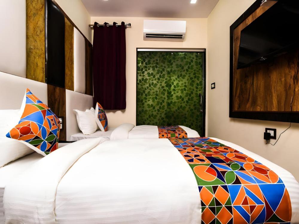 hotel dollar inn