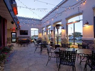 holiday inn express and suites willmar by ihg