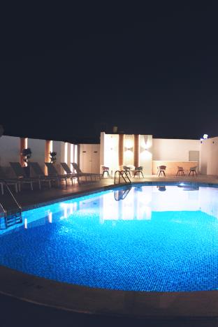 pyramisa hotel apartments dubai