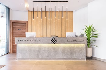 pyramisa hotel apartments dubai
