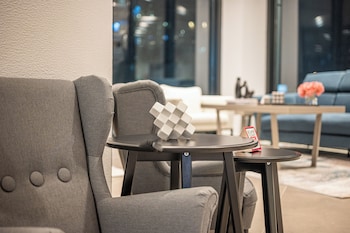 pyramisa hotel apartments dubai