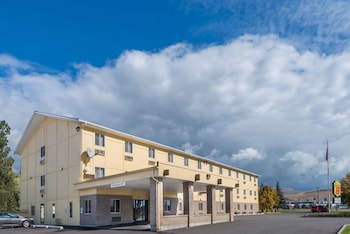Super 8 By Wyndham Missoula/Reserve St.,Montana>>Missoula,2 star