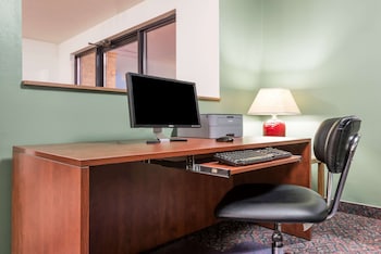 Super 8 By Wyndham Missoula/Reserve St.,Montana>>Missoula,2 star