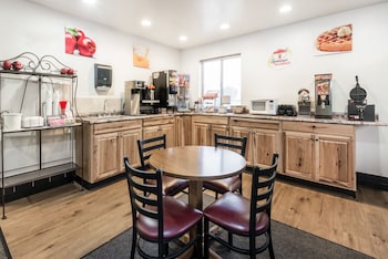 Super 8 By Wyndham Missoula/Reserve St.,Montana>>Missoula,2 star