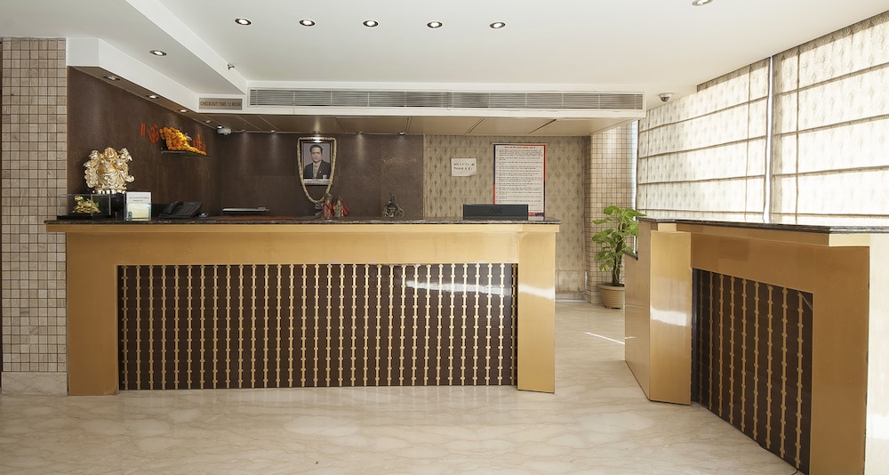 mayur hotel