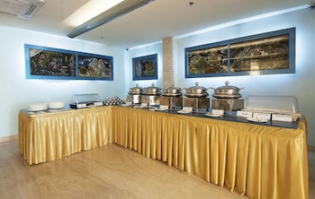 mayur hotel