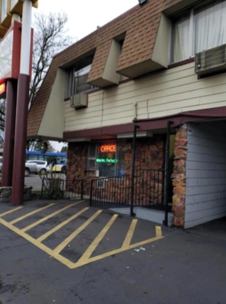 best value inn by oyo portland or south east