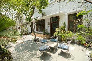 trendy bed and breakfast and service apartments