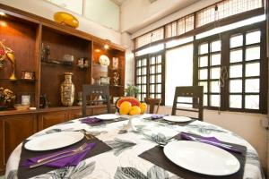 trendy bed and breakfast and service apartments