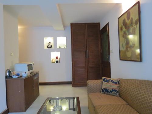 trendy bed and breakfast and service apartments