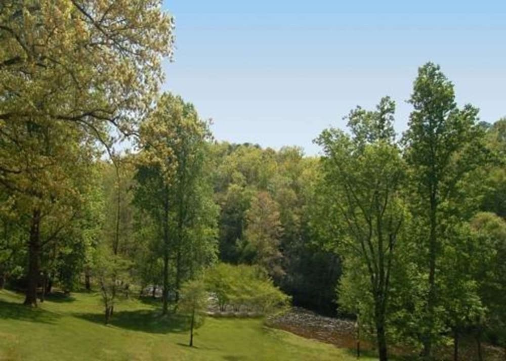 rodeway inn and suites cherokee on the river