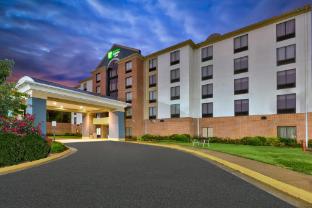 holiday inn express hotel and suites chesapeake by ihg