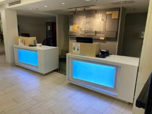 holiday inn express hotel and suites chesapeake by ihg