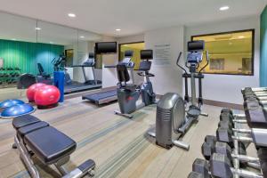 holiday inn express hotel and suites chesapeake by ihg