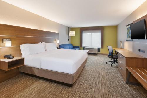 holiday inn express hotel and suites chesapeake by ihg