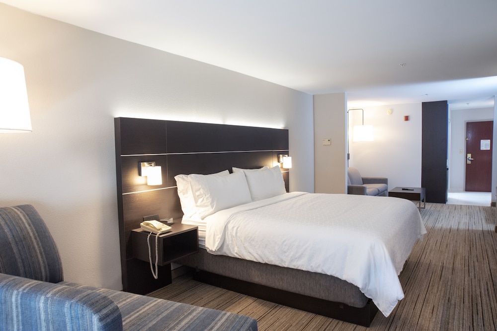 holiday inn express hotel and suites chester by ihg