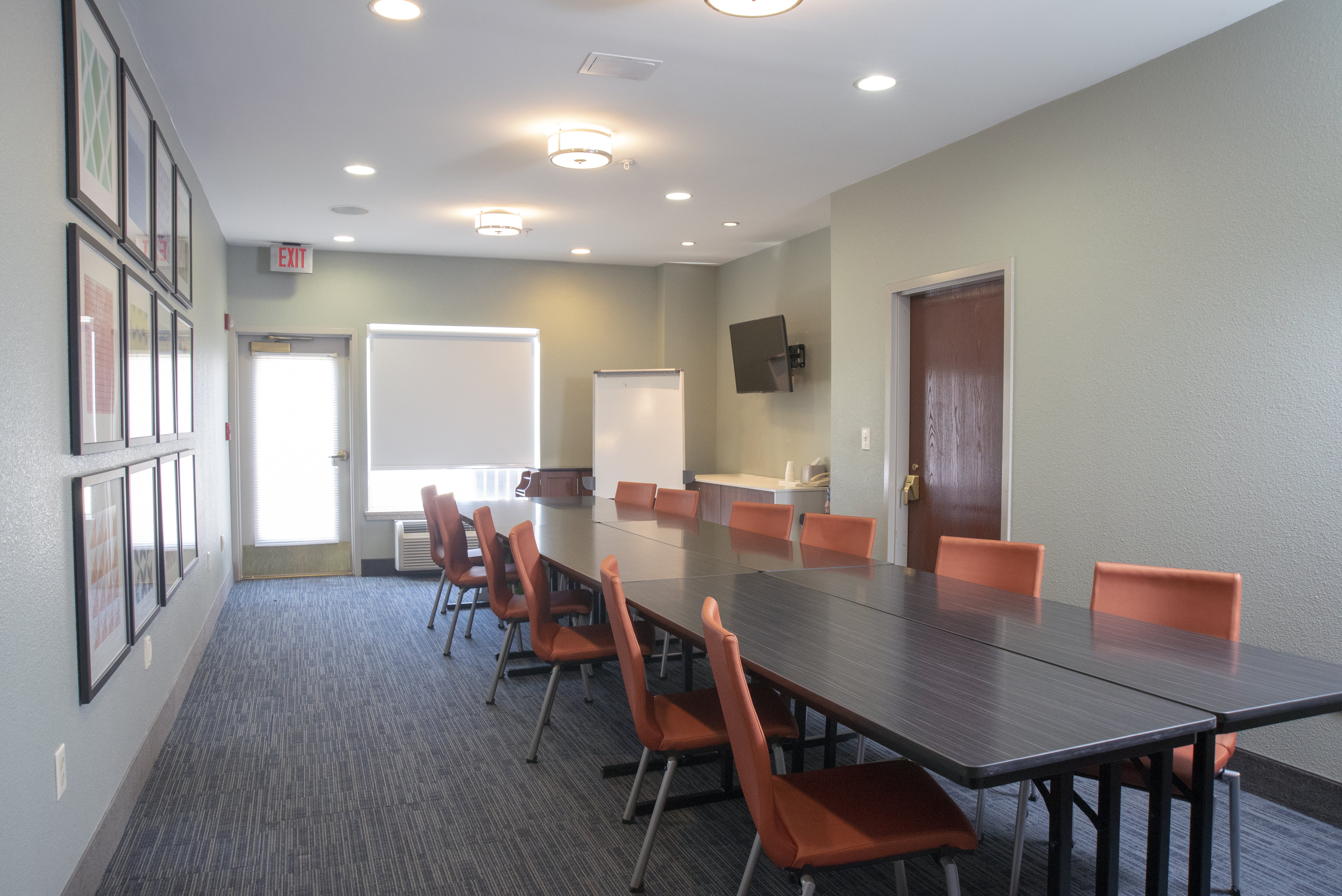 holiday inn express hotel and suites chester by ihg