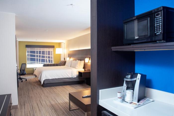 holiday inn express hotel and suites chester by ihg
