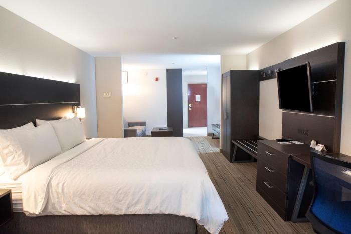 holiday inn express hotel and suites chester by ihg