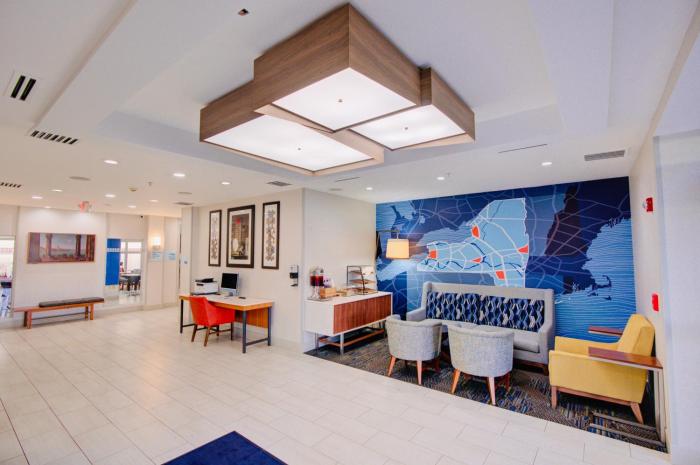 holiday inn express hotel and suites chester by ihg