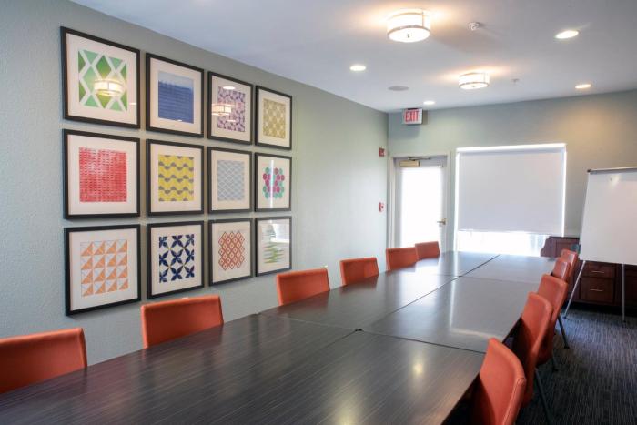 holiday inn express hotel and suites chester by ihg