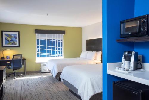 holiday inn express hotel and suites chester by ihg