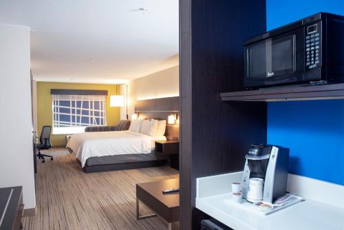 holiday inn express hotel and suites chester by ihg