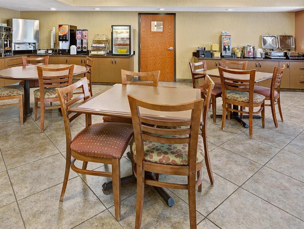 days inn by wyndham cheyenne