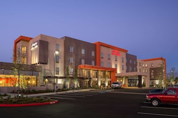 hampton inn and suites portland vancouver