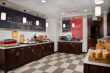 hampton inn and suites portland vancouver