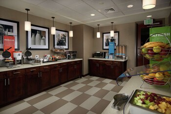 hampton inn and suites portland vancouver