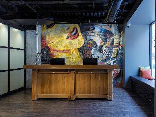 Acme Hotel Company,Cook County>>Chicago,4 star