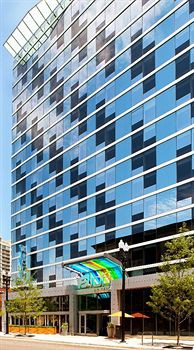 aloft chicago downtown river north